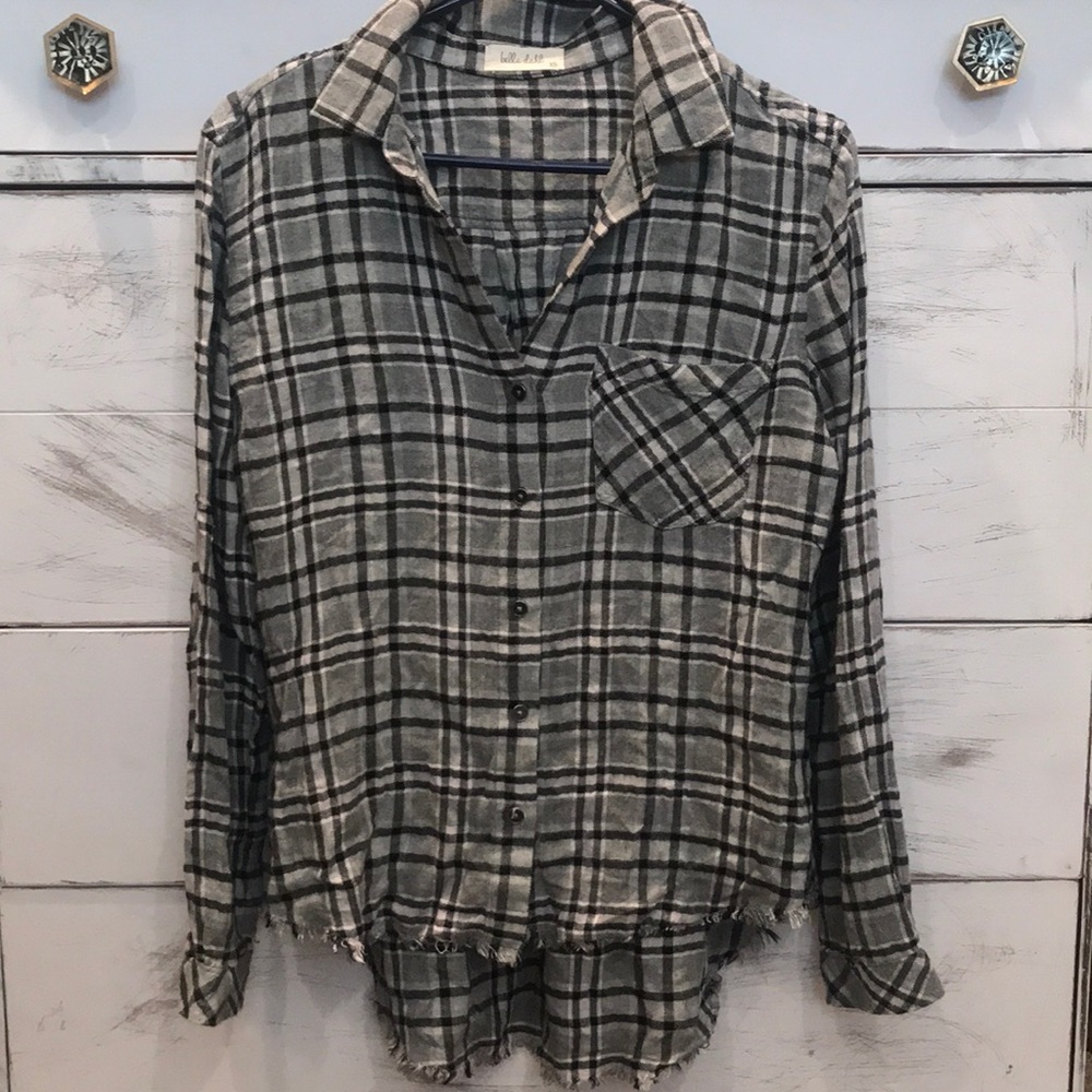 Super cute fall button up.
